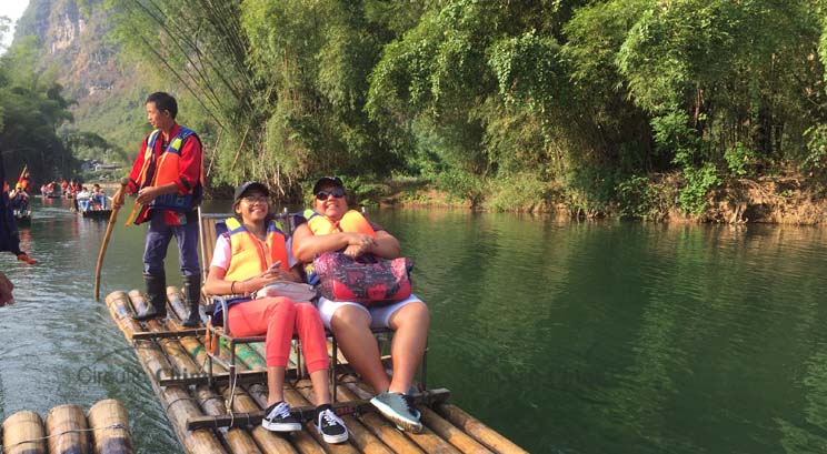 croisière en radeau sur la rivière Yulong