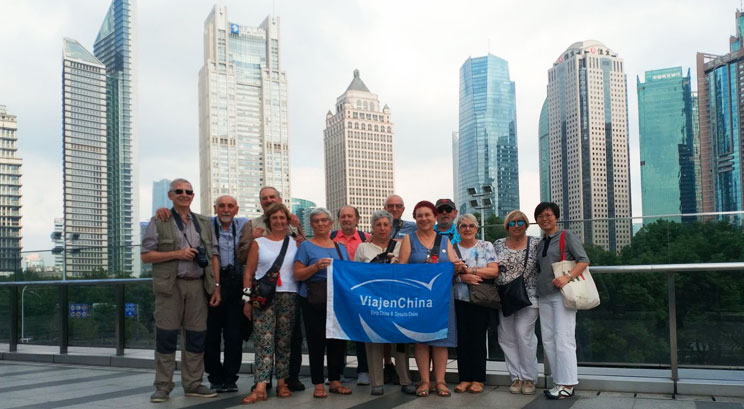 Voyageurs à Shanghai Pudong