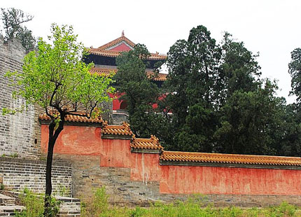 Treize tombeaux des Ming